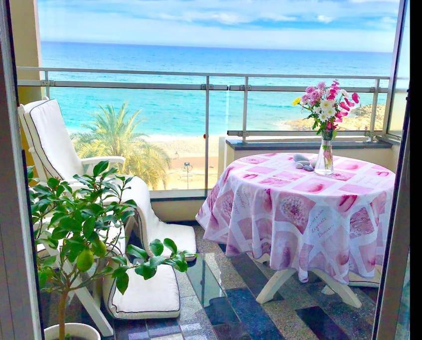 La Prom - A Two Bedroom Apartment With A Sea View Nizza Esterno foto